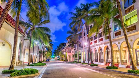 Worth avenue palm beach - Worth Avenue 26°42′01″N 80°02′20″W / 26.7004°N 80.0388°W Corner of Worth and Hibiscus AvenuesWorth Avenue is an upscale shopping and dining district in Palm Beach, Florida.